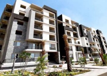 سكان “جنة القاهرة الجديدة “يطالبون وزير الإسكان بالتحقيق في مخالفات الكمبوند و البنية التحتية 7 سكان “جنة القاهرة الجديدة “يطالبون وزير الإسكان بالتحقيق في مخالفات الكمبوند و البنية التحتية